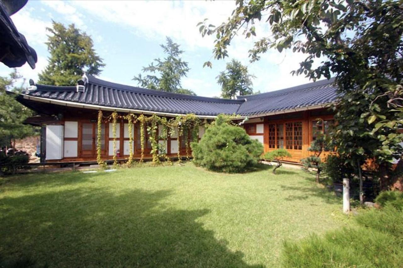 Buyongheon Hotel Jeonju Exterior foto